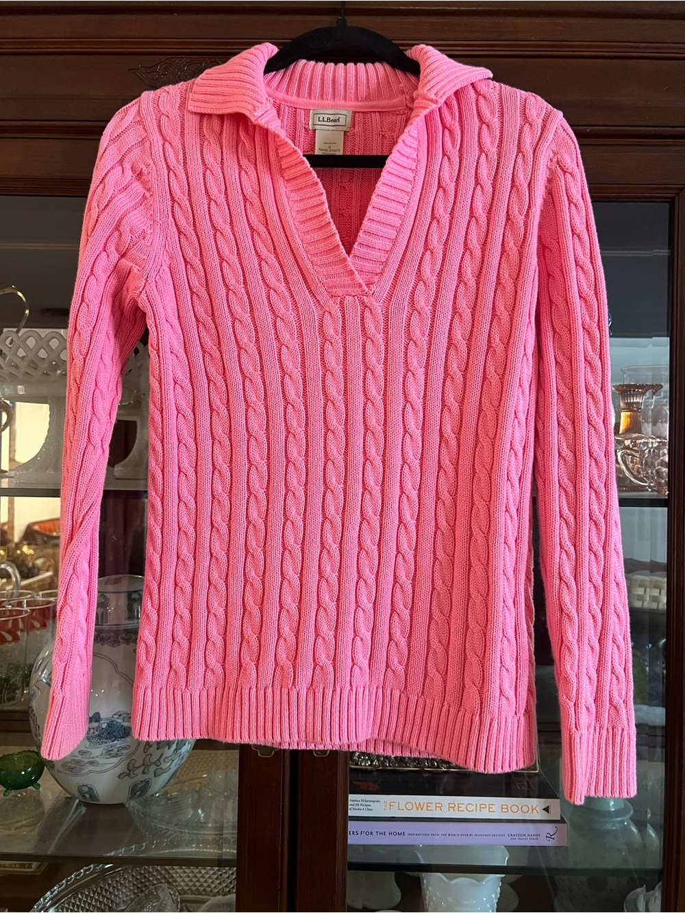 Women’s vintage L.L. Bean Pink Cable-Knit Collared V-Neck Sweater size S